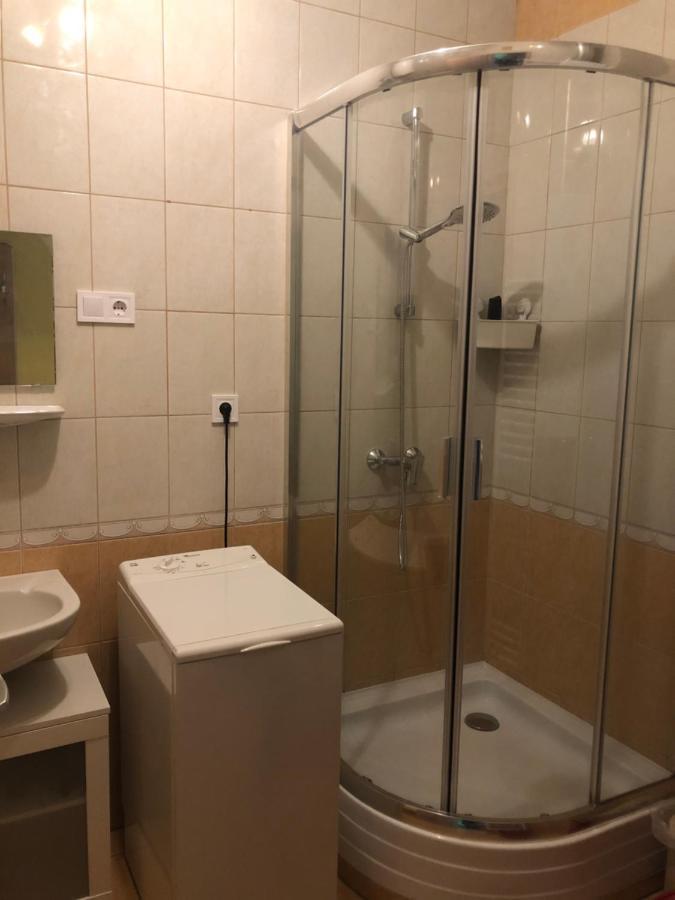Galeria Deluxe Apartman Mezőkövesd Exterior foto