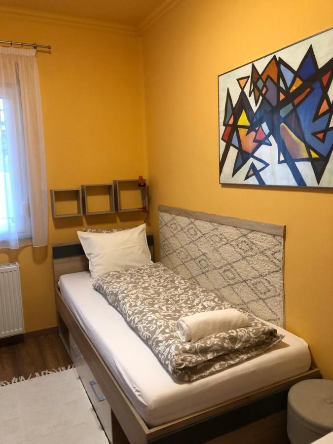 Galeria Deluxe Apartman Mezőkövesd Exterior foto